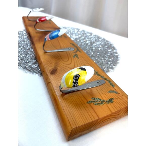 Wooden Wall Hanging With Vintage Spoons Hand-painted Bird Design Country Decor - Picture 1 of 12